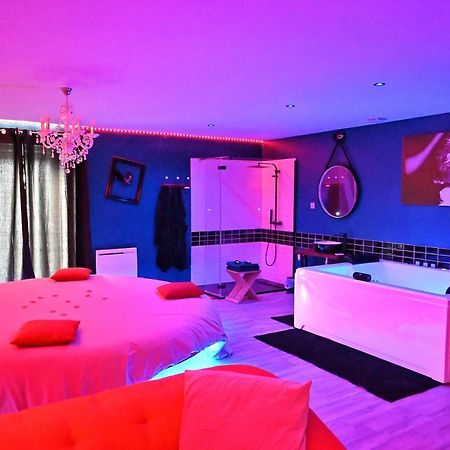 Nuit Insolite-Room Love Saint-Germain  Exterior foto