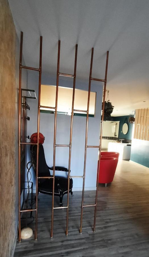 Nuit Insolite-Room Love Saint-Germain  Exterior foto