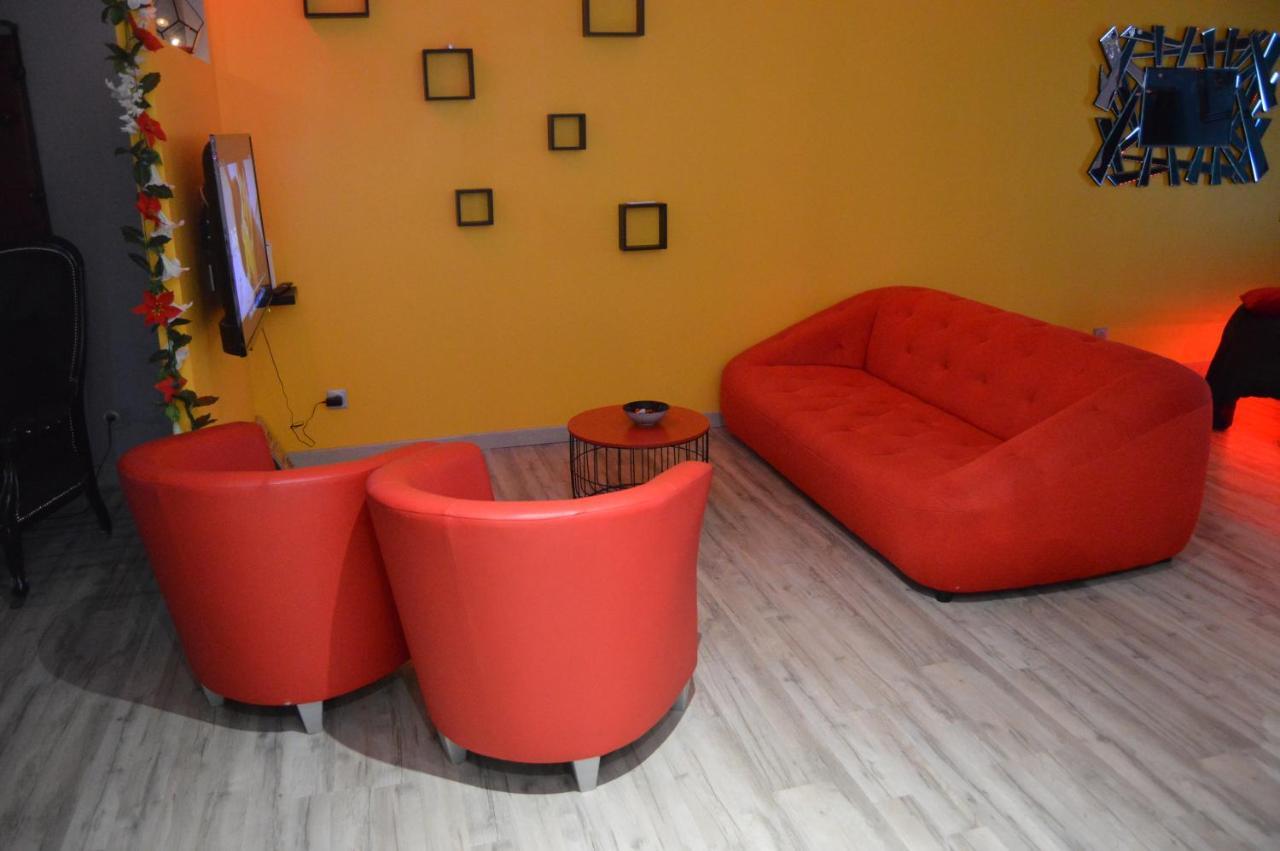 Nuit Insolite-Room Love Saint-Germain  Exterior foto