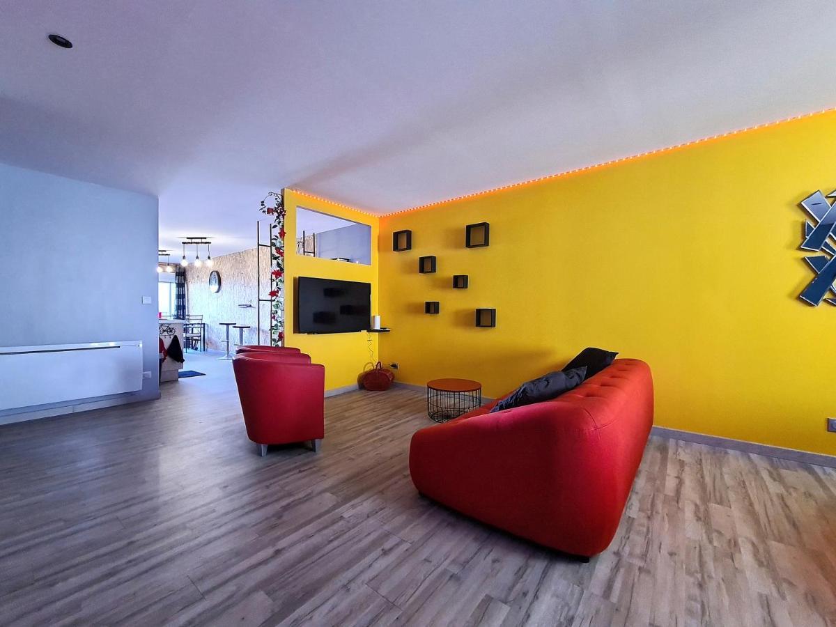 Nuit Insolite-Room Love Saint-Germain  Exterior foto