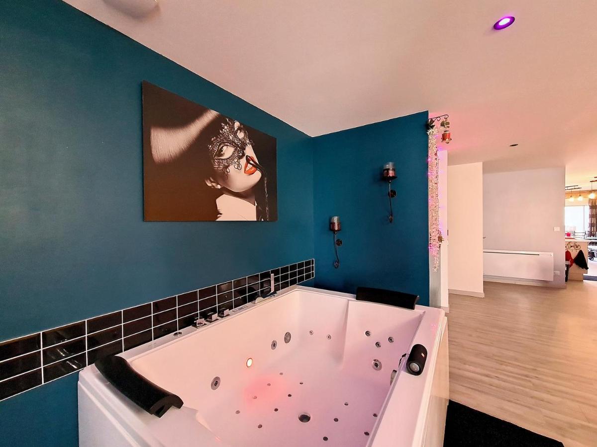 Nuit Insolite-Room Love Saint-Germain  Exterior foto